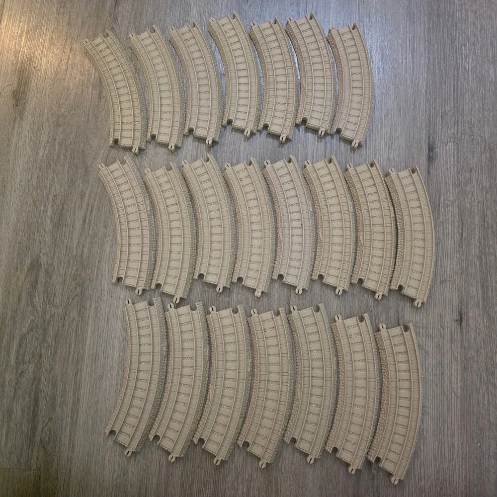 Thomas & Friends TrackMaster Mega Lot of 69 Pieces. READ Description